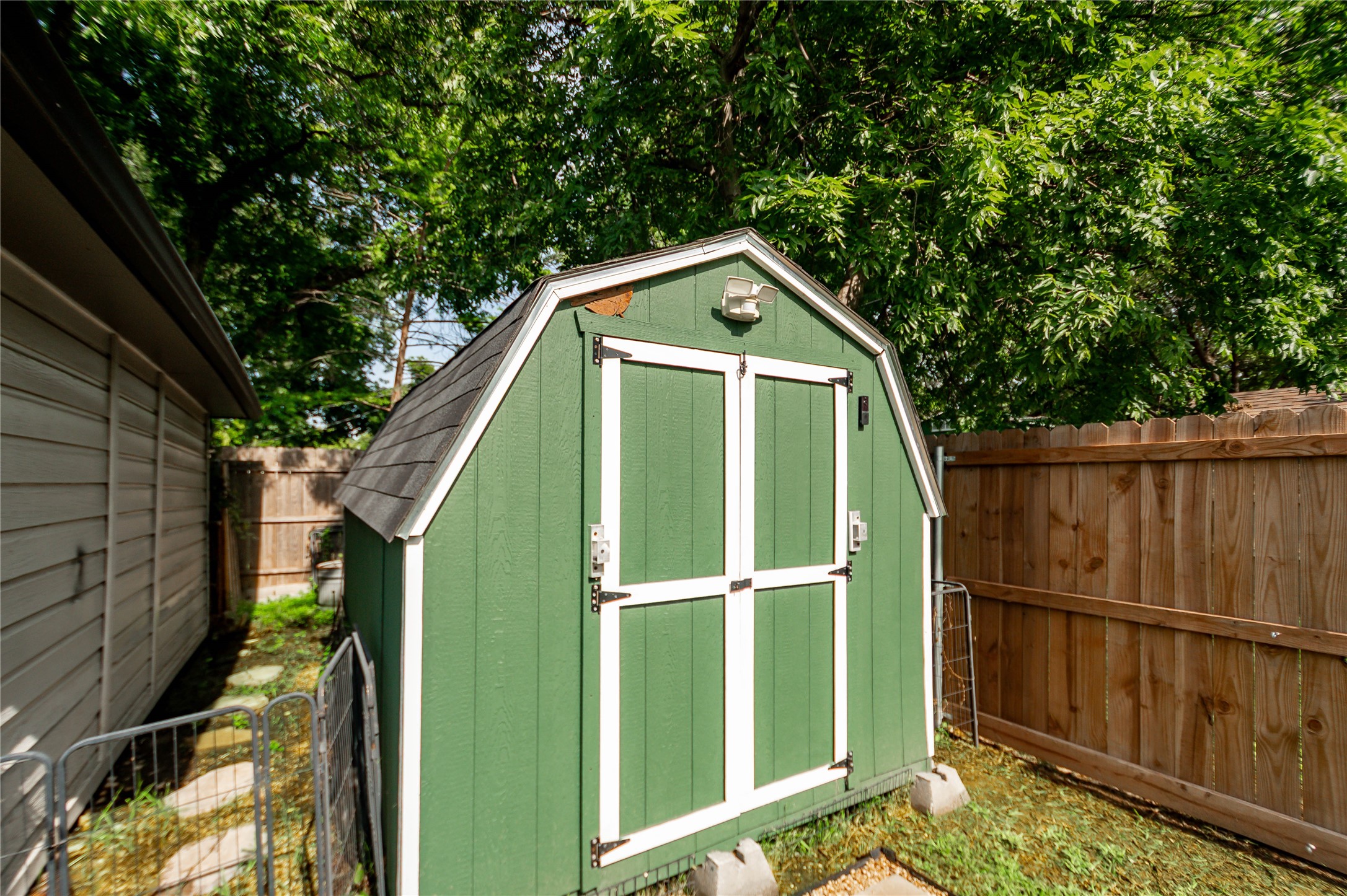 2952 Randy Lane Farmers Branch TX 75234