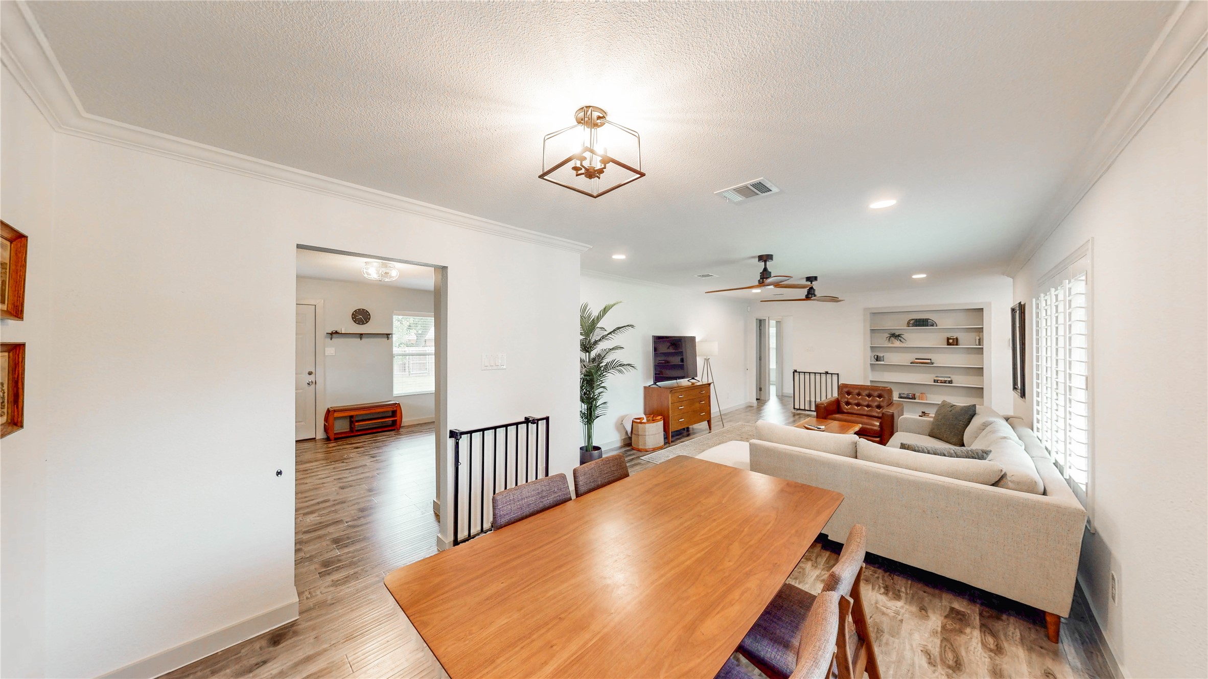 2952 Randy Lane Farmers Branch TX 75234