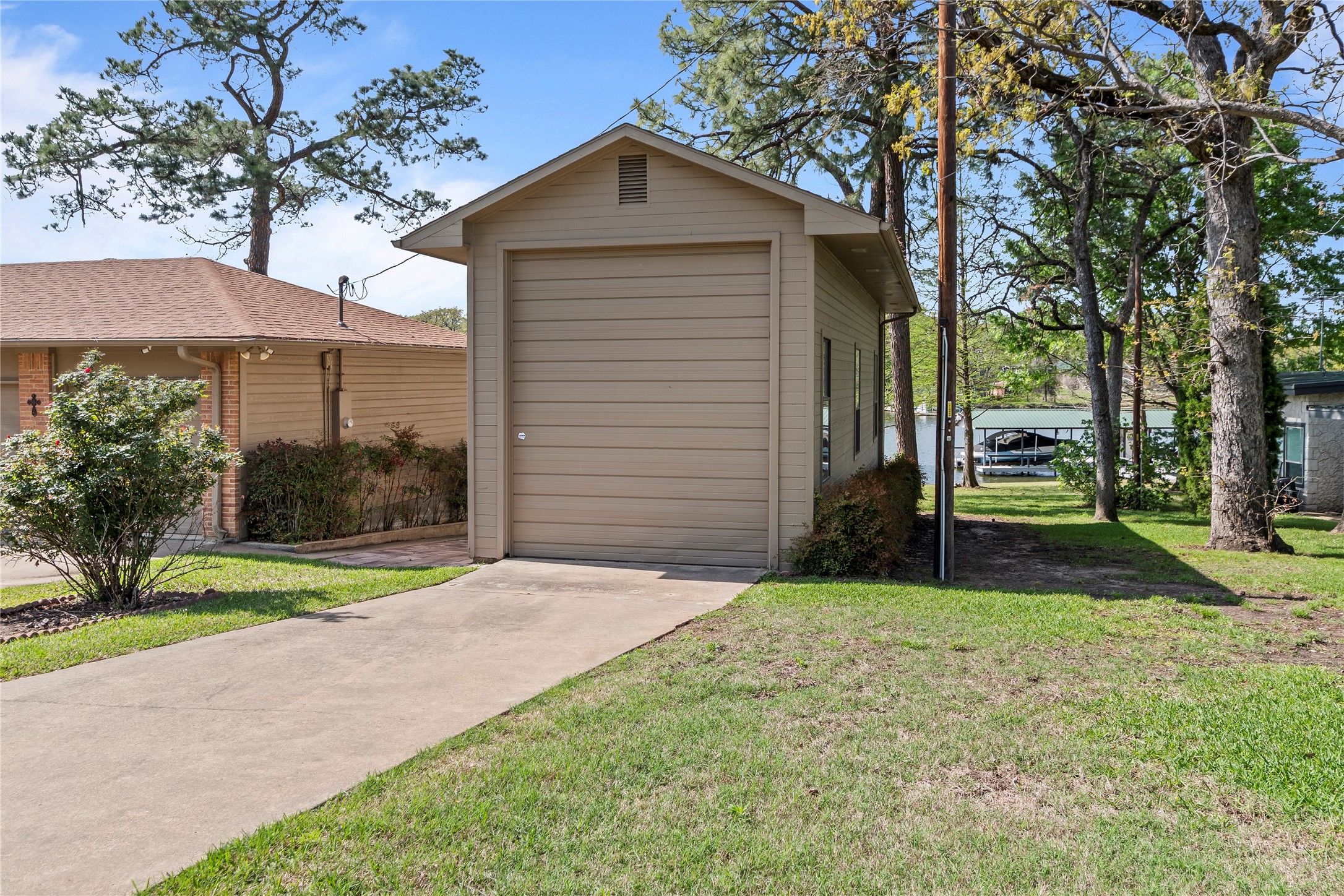 226 Bushwhacker Drive Mabank TX 75156