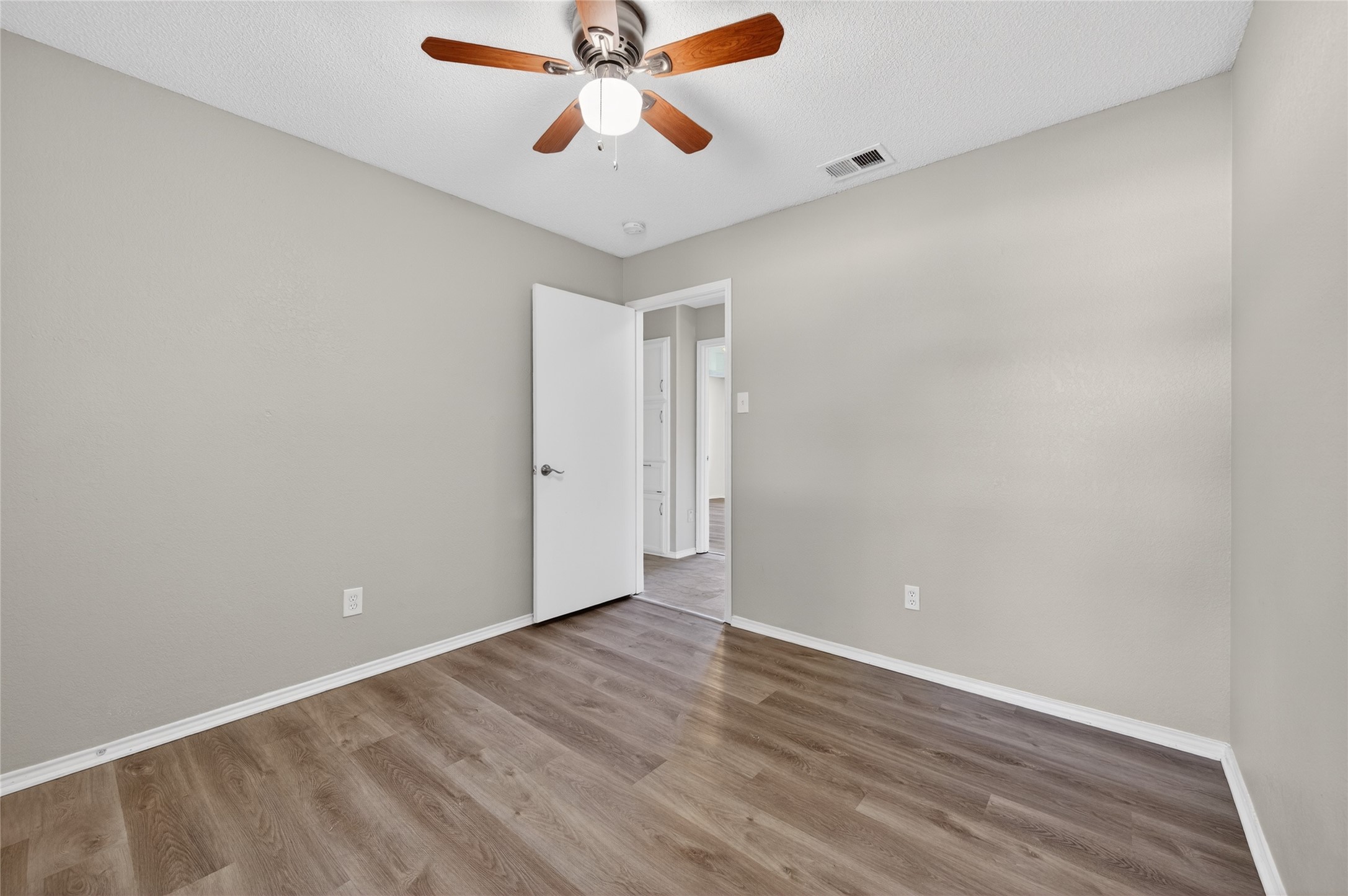 6637 Whitley Road Watauga TX 76148
