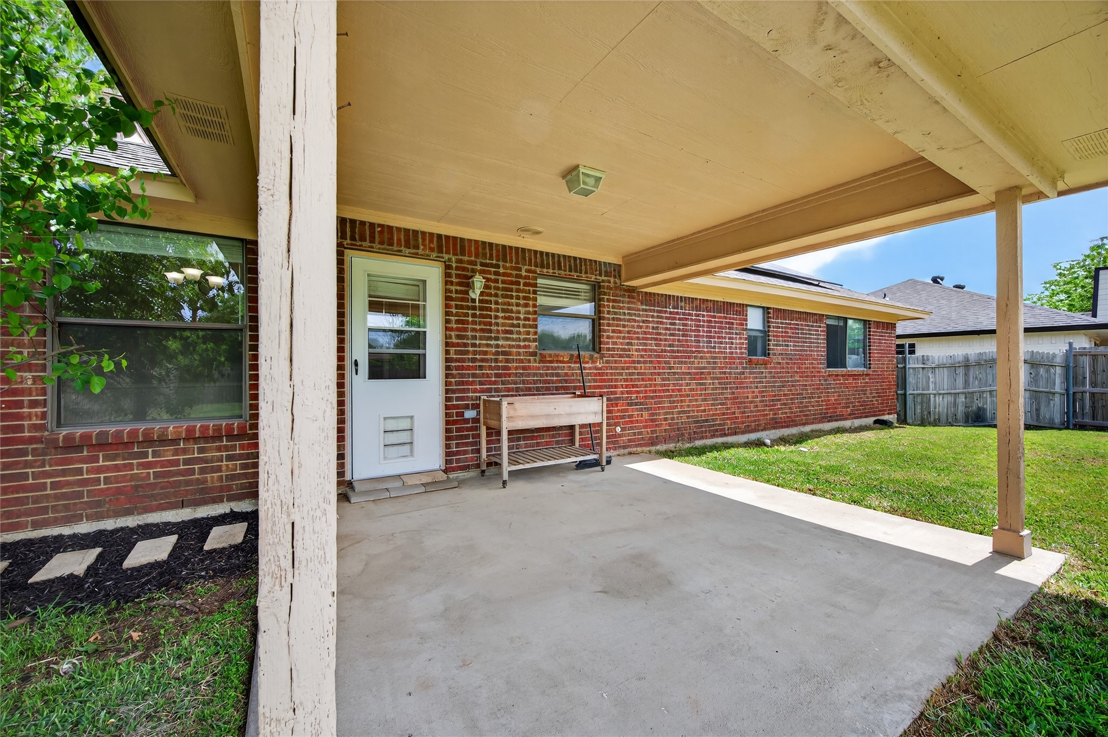 6637 Whitley Road Watauga TX 76148