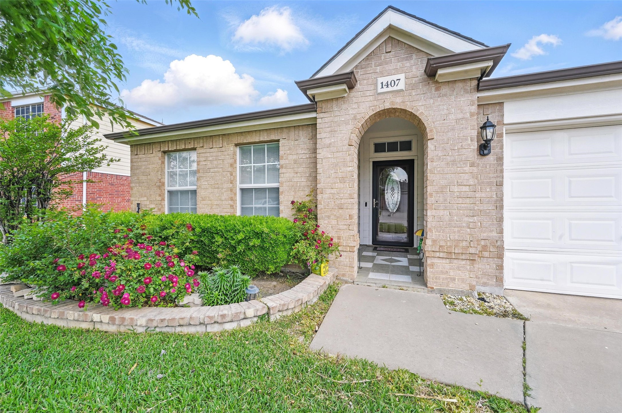 1407 Autumncrest Drive Arlington TX 76002