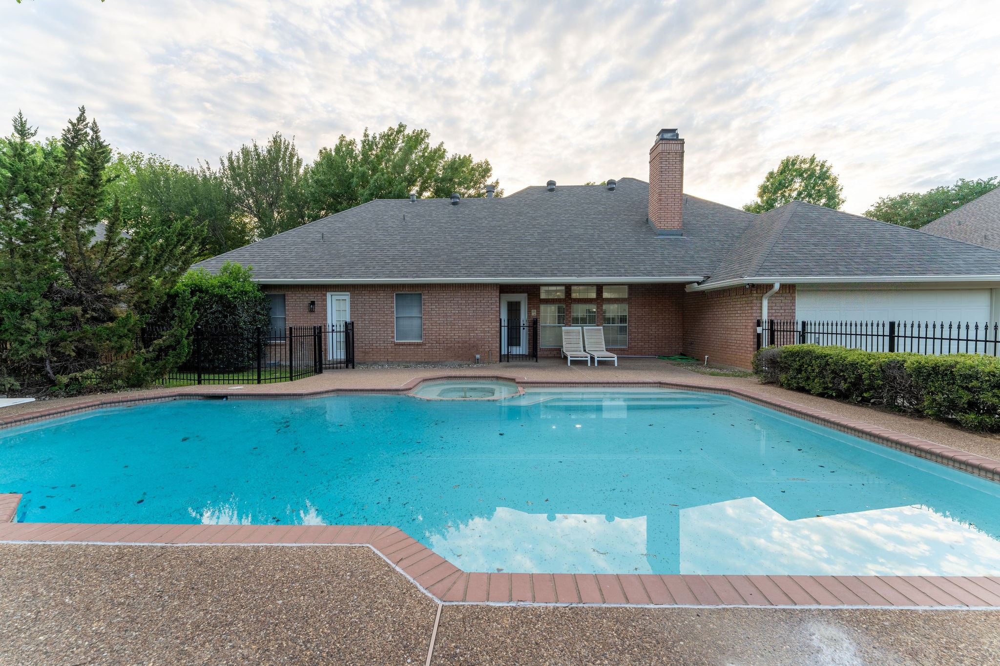 5709 Hidden Oaks Drive Colleyville TX 76034
