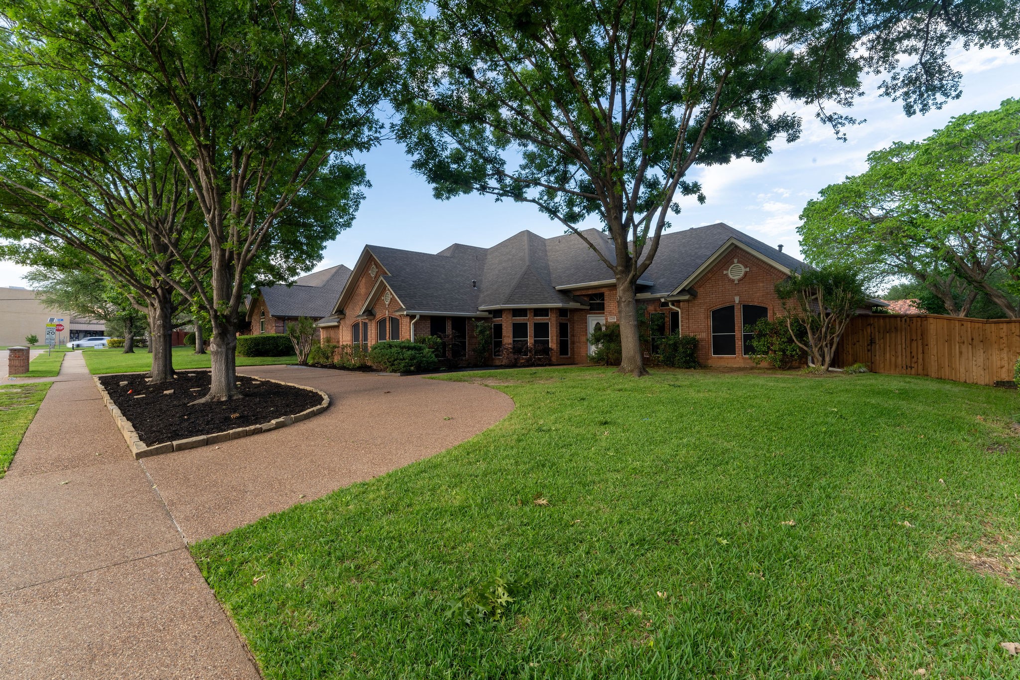 5709 Hidden Oaks Drive Colleyville TX 76034
