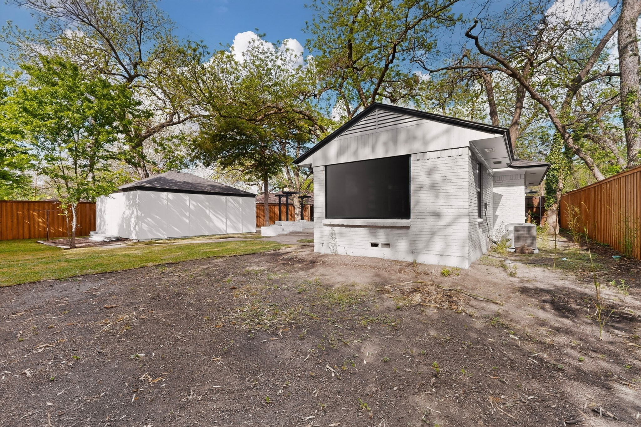 3535 Holliday Road Dallas TX 75224
