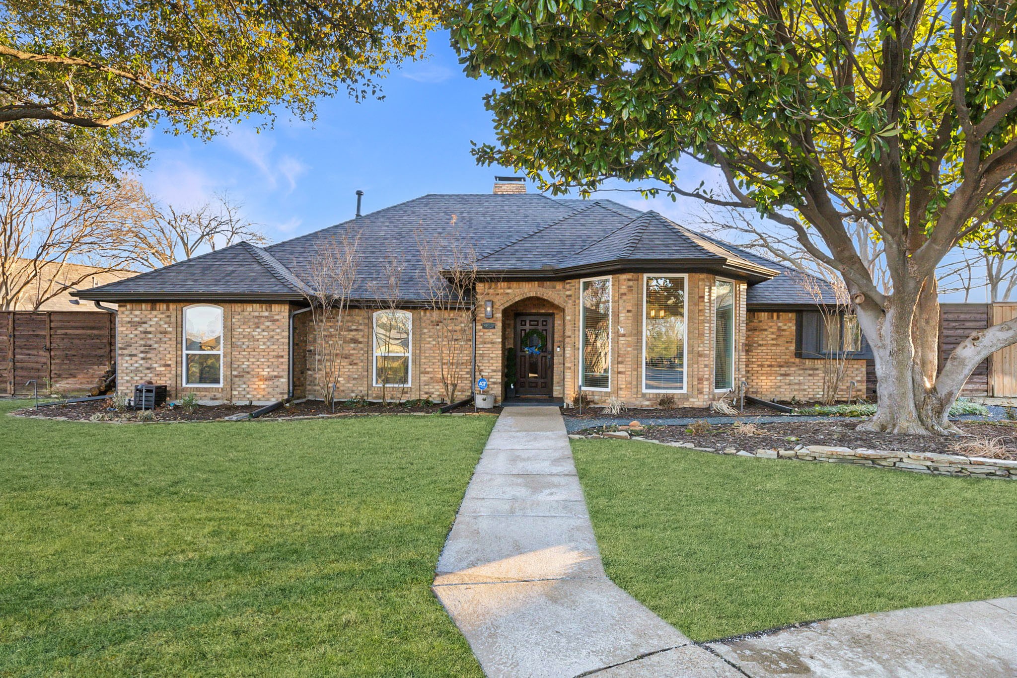2227 Diamond Oaks Drive Garland TX 75044