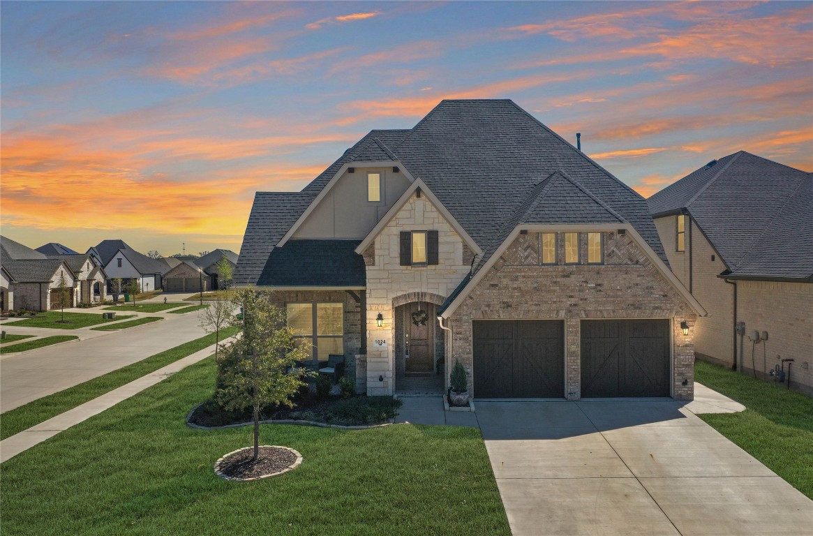 1024 Queens Lake Trail Mckinney TX 75071