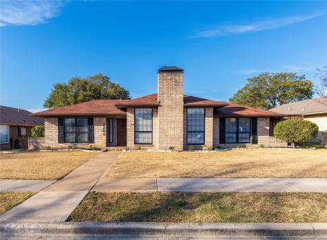 2207 Roundrock Drive Carrollton TX 75007