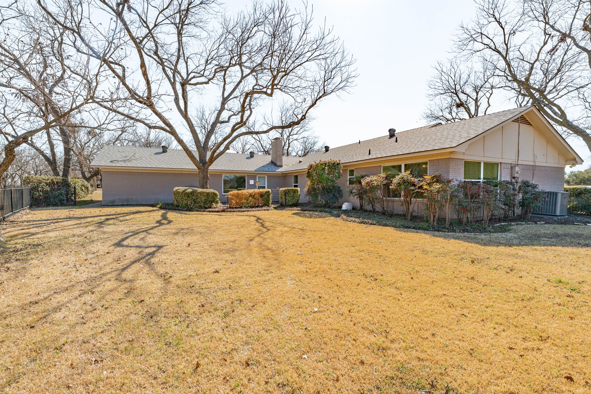 6104 N Waverly Court Granbury TX 76049