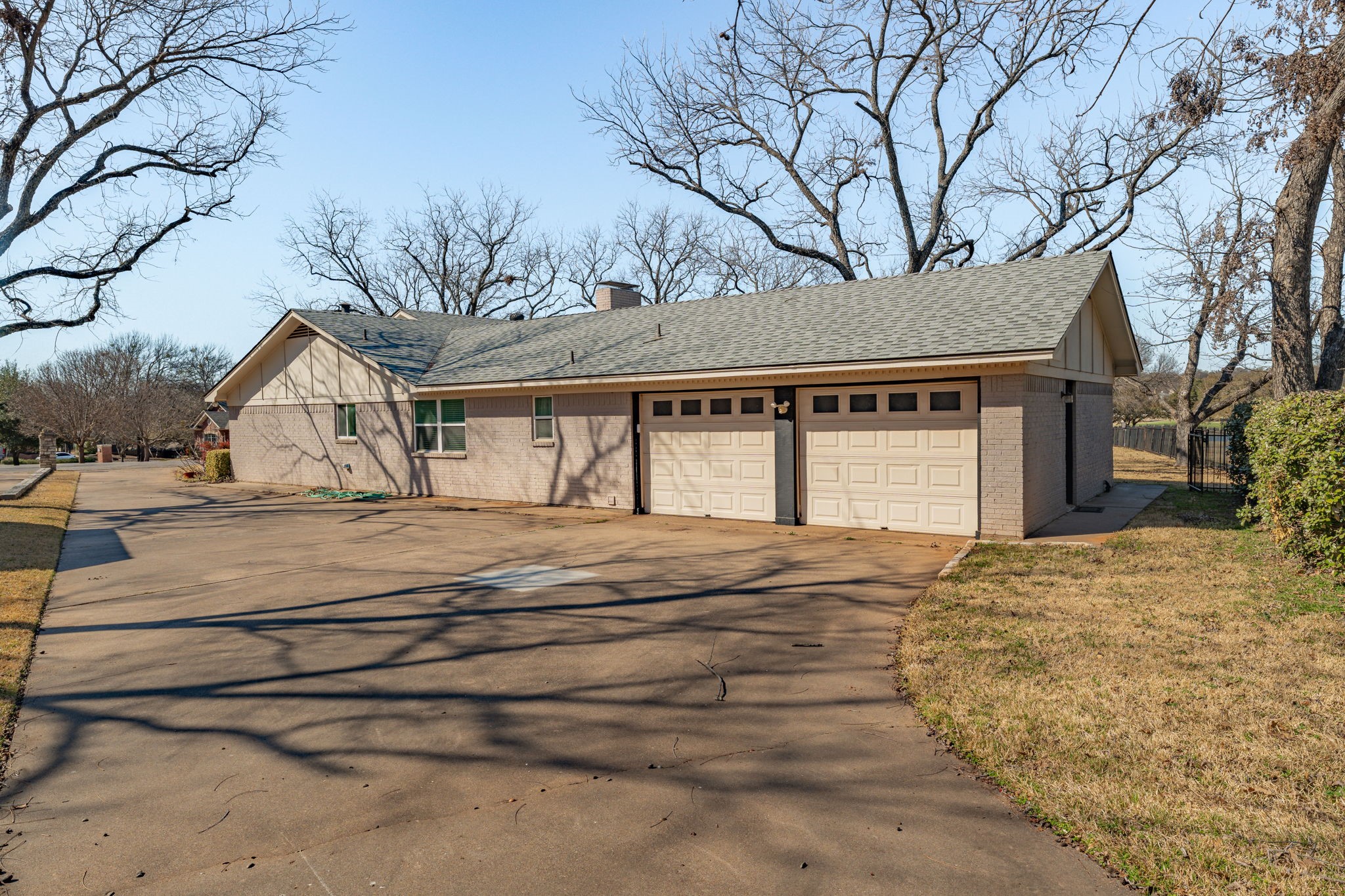 6104 N Waverly Court Granbury TX 76049