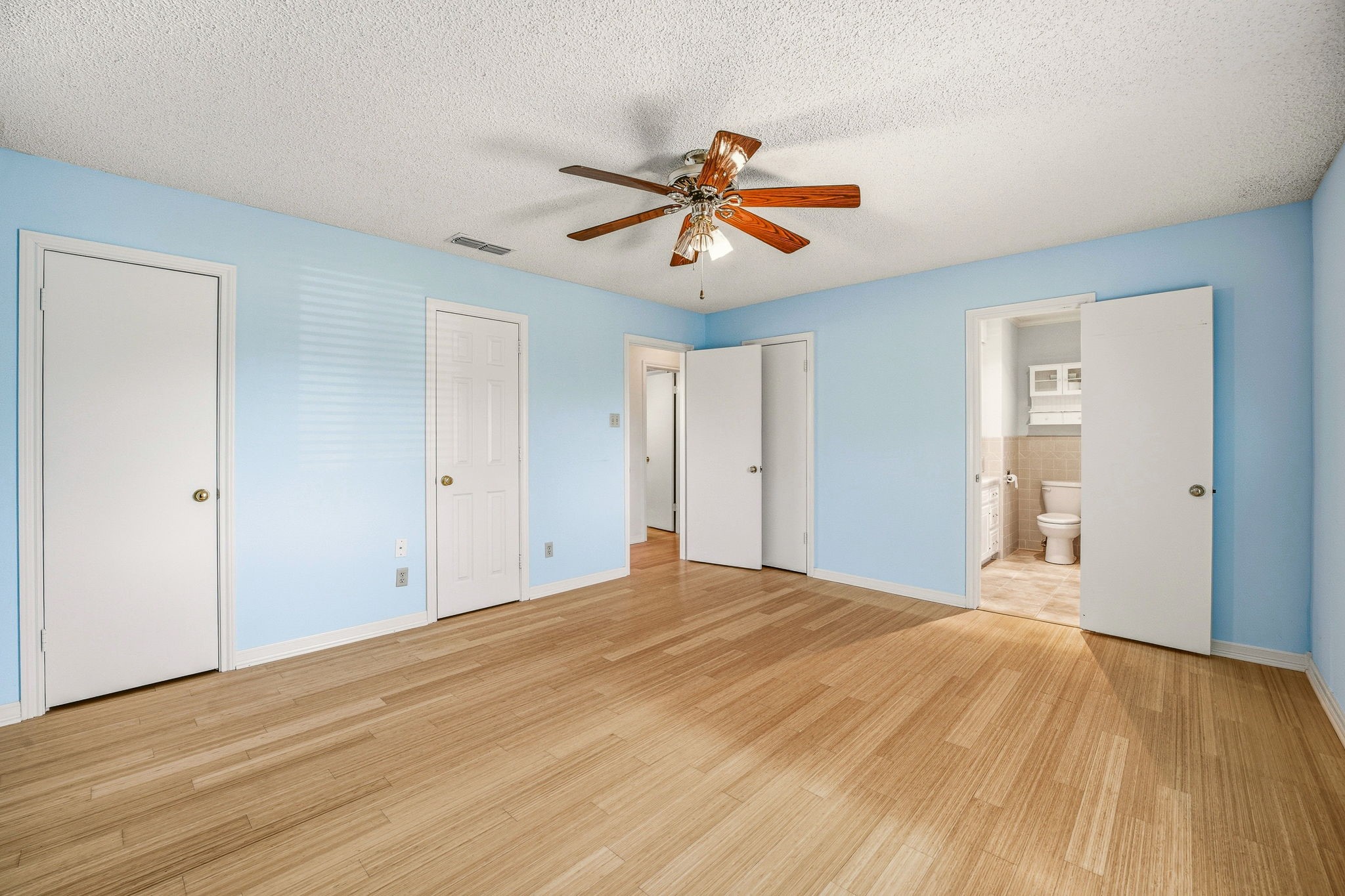 6104 N Waverly Court Granbury TX 76049