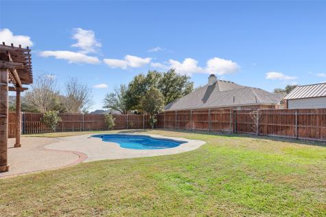 319 Winding Creek Lane Waco TX 76657
