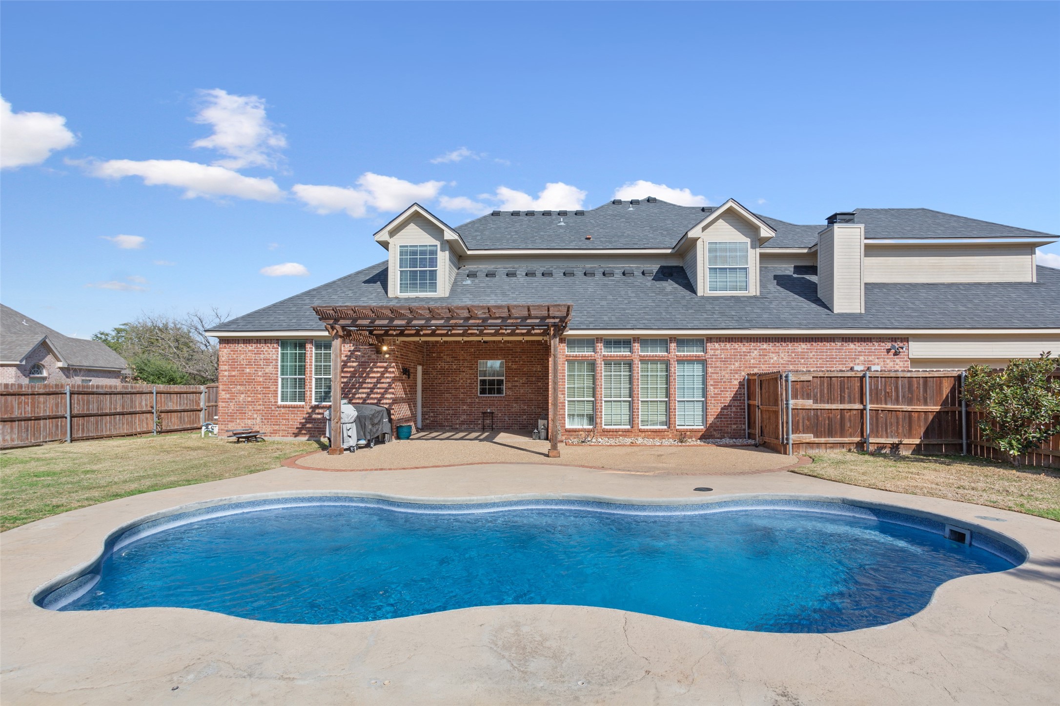 319 Winding Creek Lane Waco TX 76657