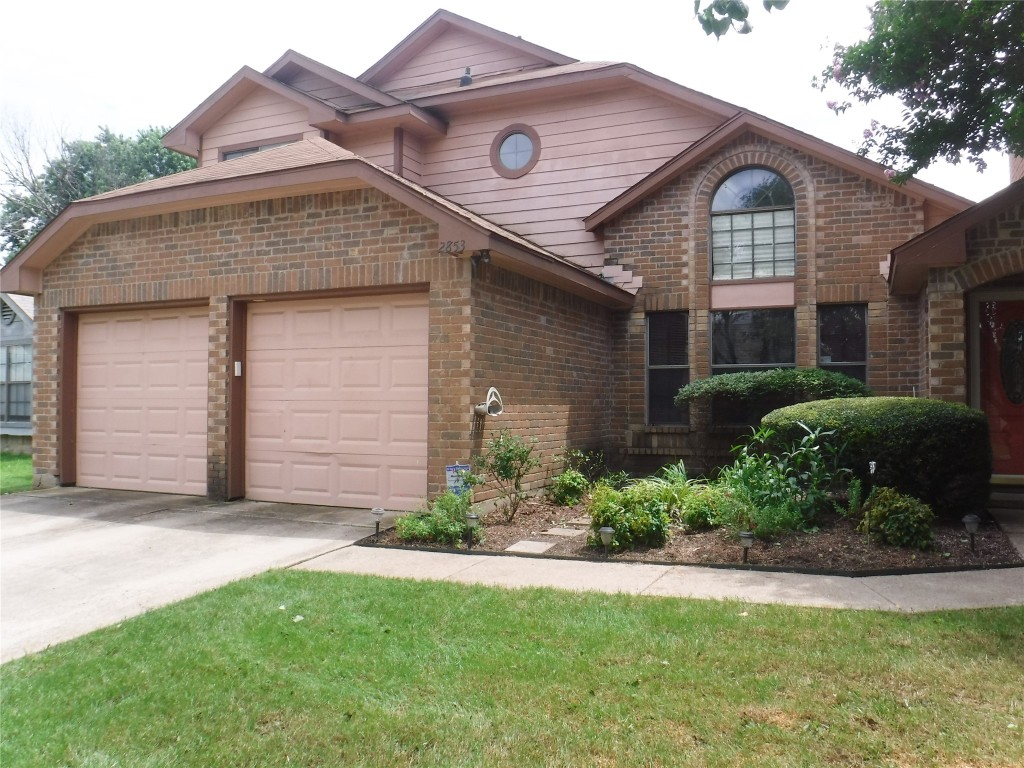 2853 Fenwick Street Grand Prairie TX 75052