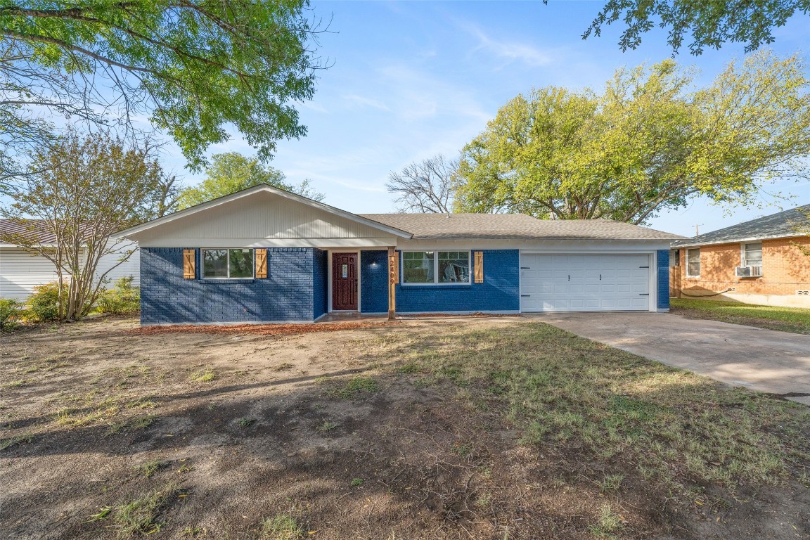 2409 Elizabeth Drive Brownwood TX 76801