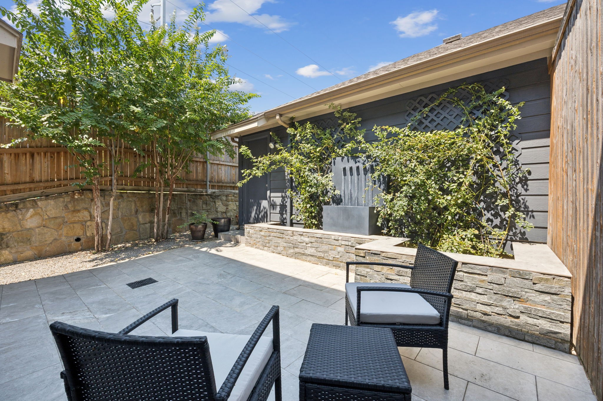 2405 Throckmorton Street Dallas TX 75219