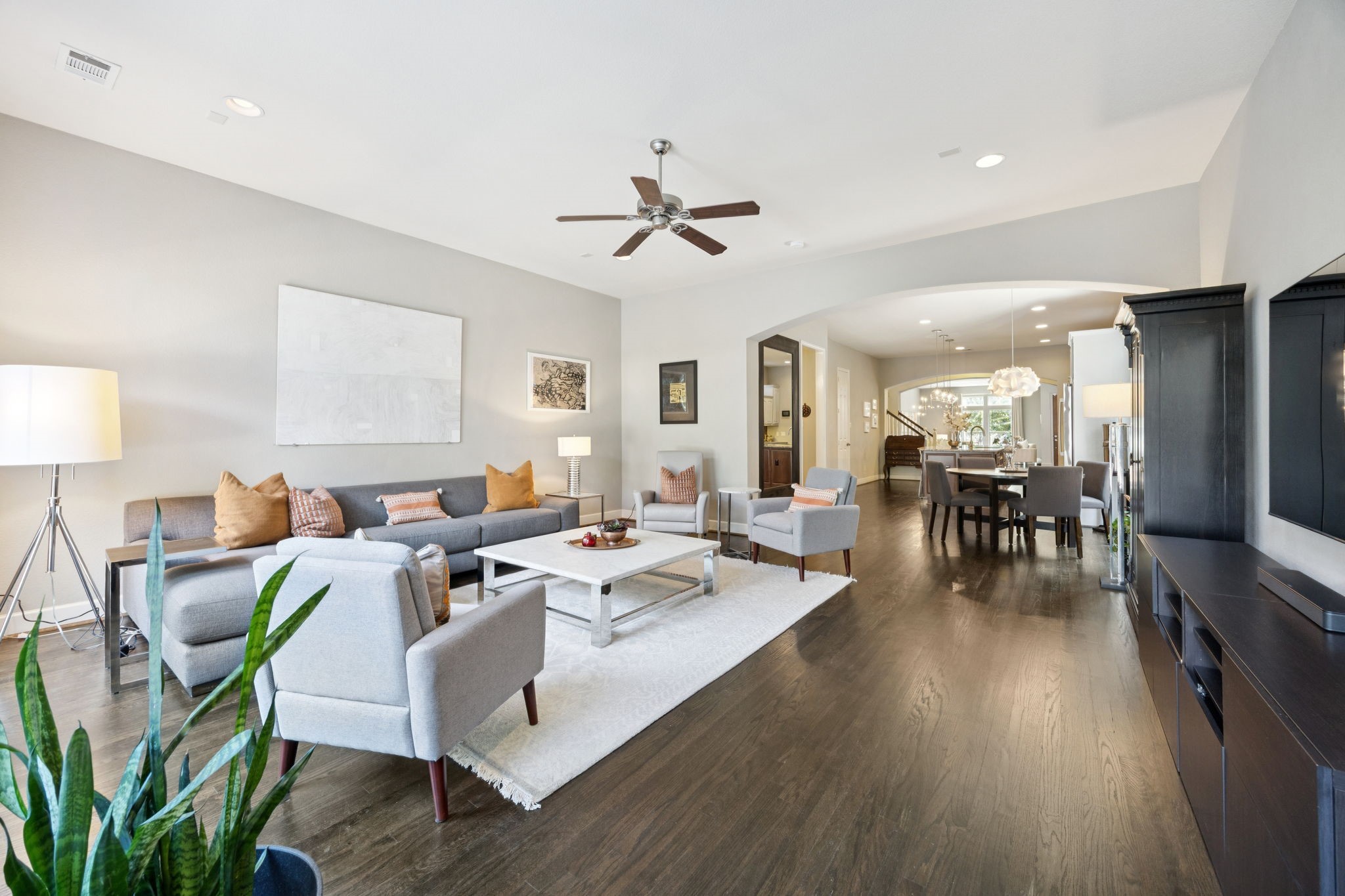 2405 Throckmorton Street Dallas TX 75219
