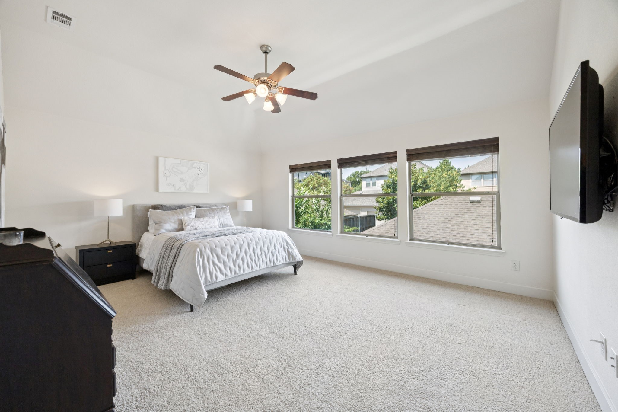 2405 Throckmorton Street Dallas TX 75219