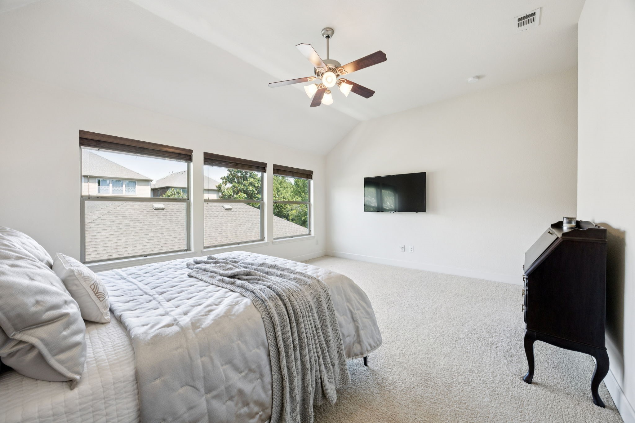 2405 Throckmorton Street Dallas TX 75219