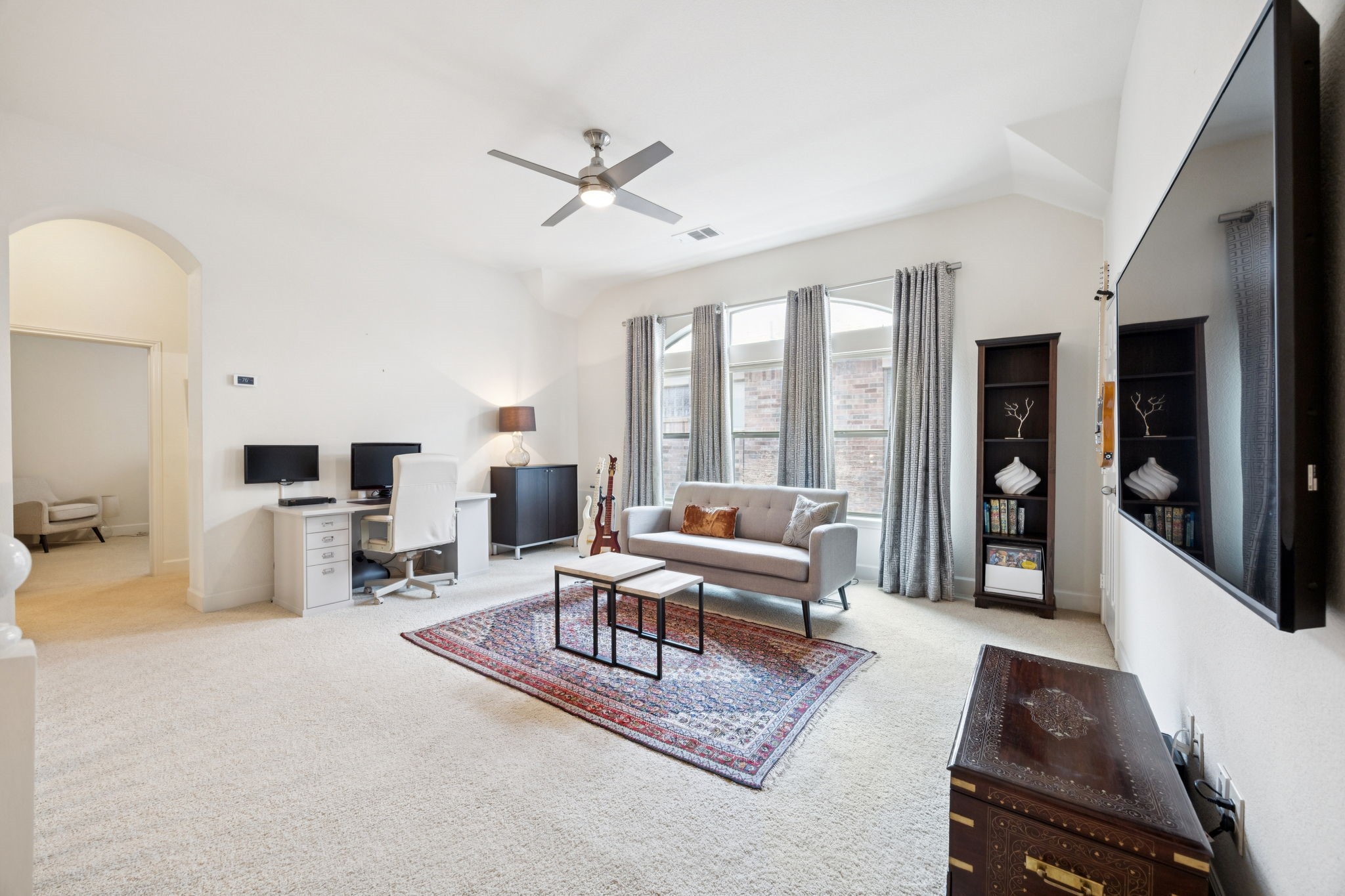 2405 Throckmorton Street Dallas TX 75219