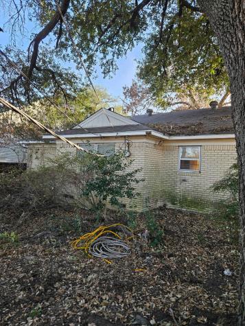 816 Kirkwood Drive Dallas TX 75218