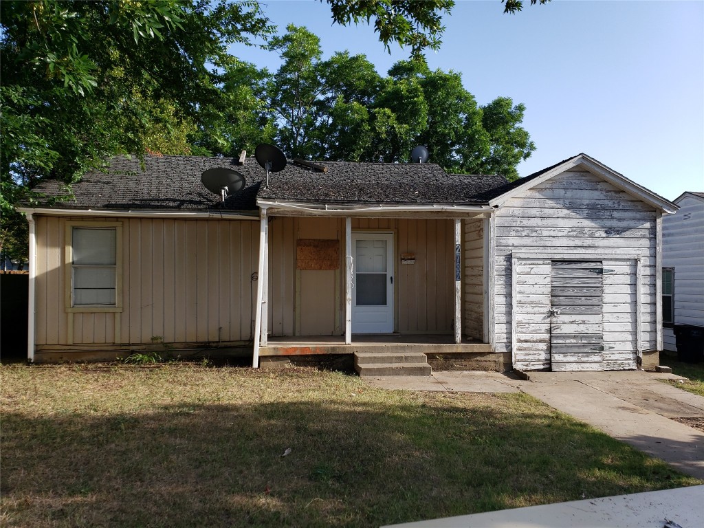 2732 Christine Court Fort Worth TX 76105