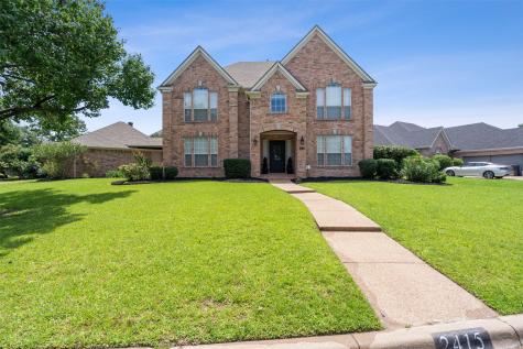 2415 N Hunter Place Lane Arlington TX 76006