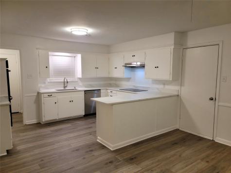 501 Royal Crest Drive Richardson TX 75081