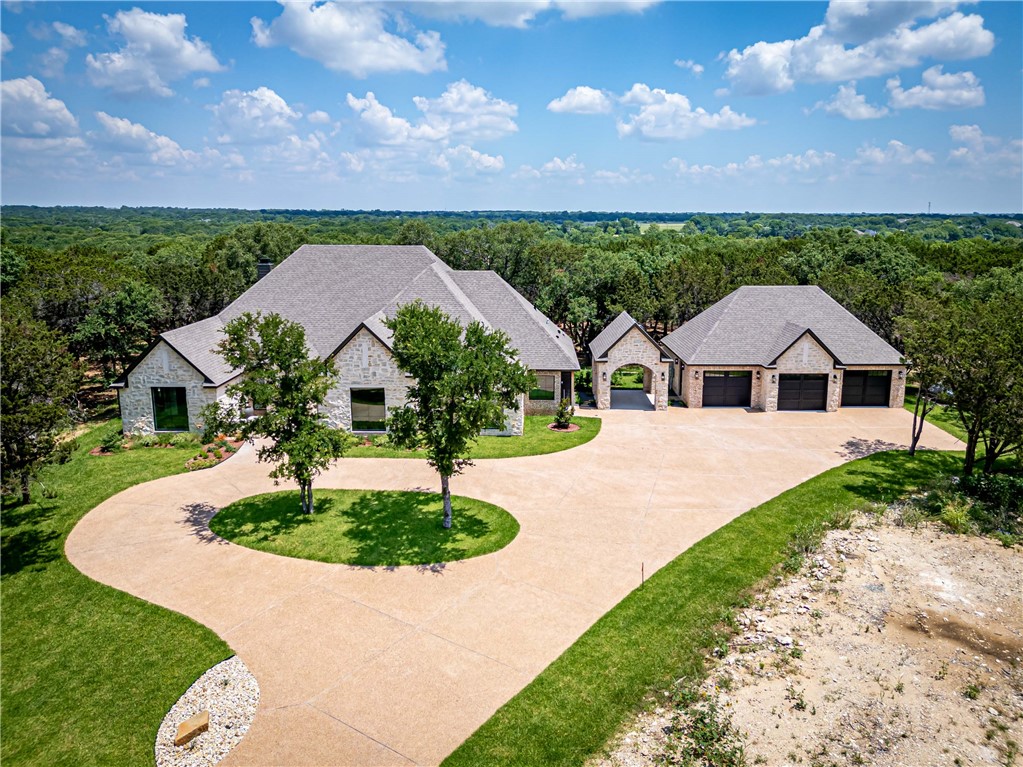 1136 Queen Elizabeth Drive Mcgregor TX 76657