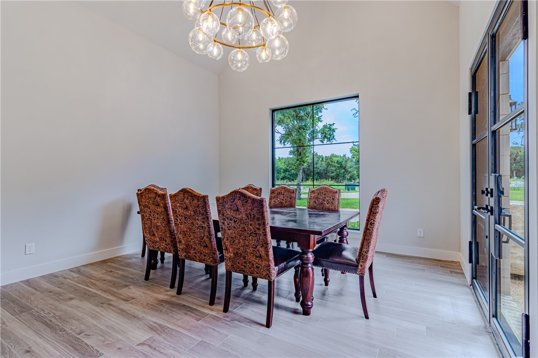 1136 Queen Elizabeth Drive Mcgregor TX 76657