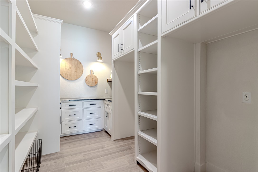 1136 Queen Elizabeth Drive Mcgregor TX 76657
