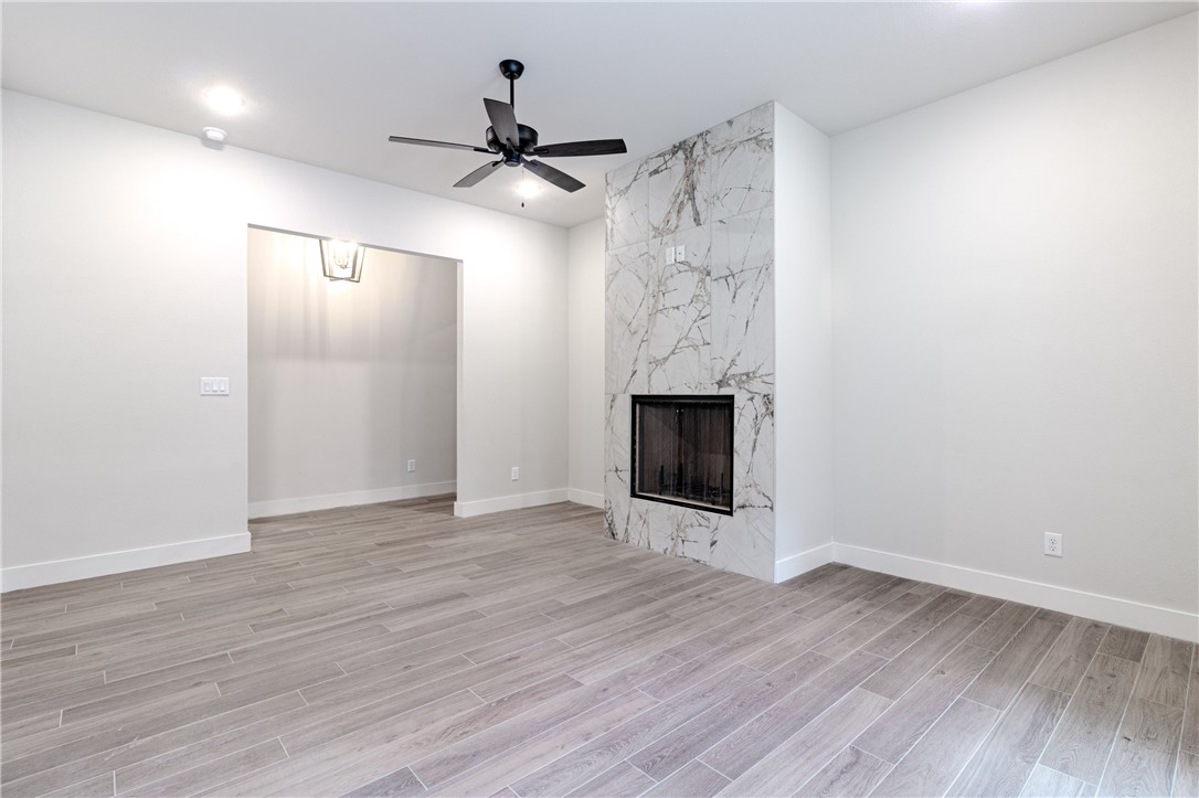 1136 Queen Elizabeth Drive Mcgregor TX 76657