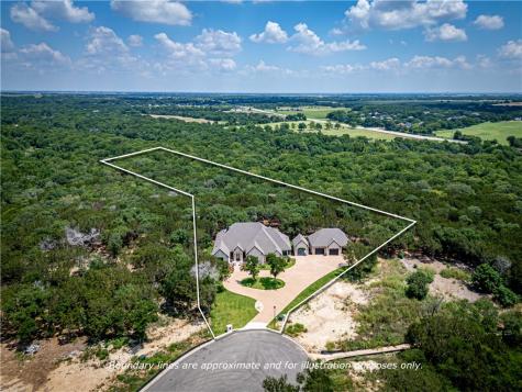 1136 Queen Elizabeth Drive McGregor TX 76657