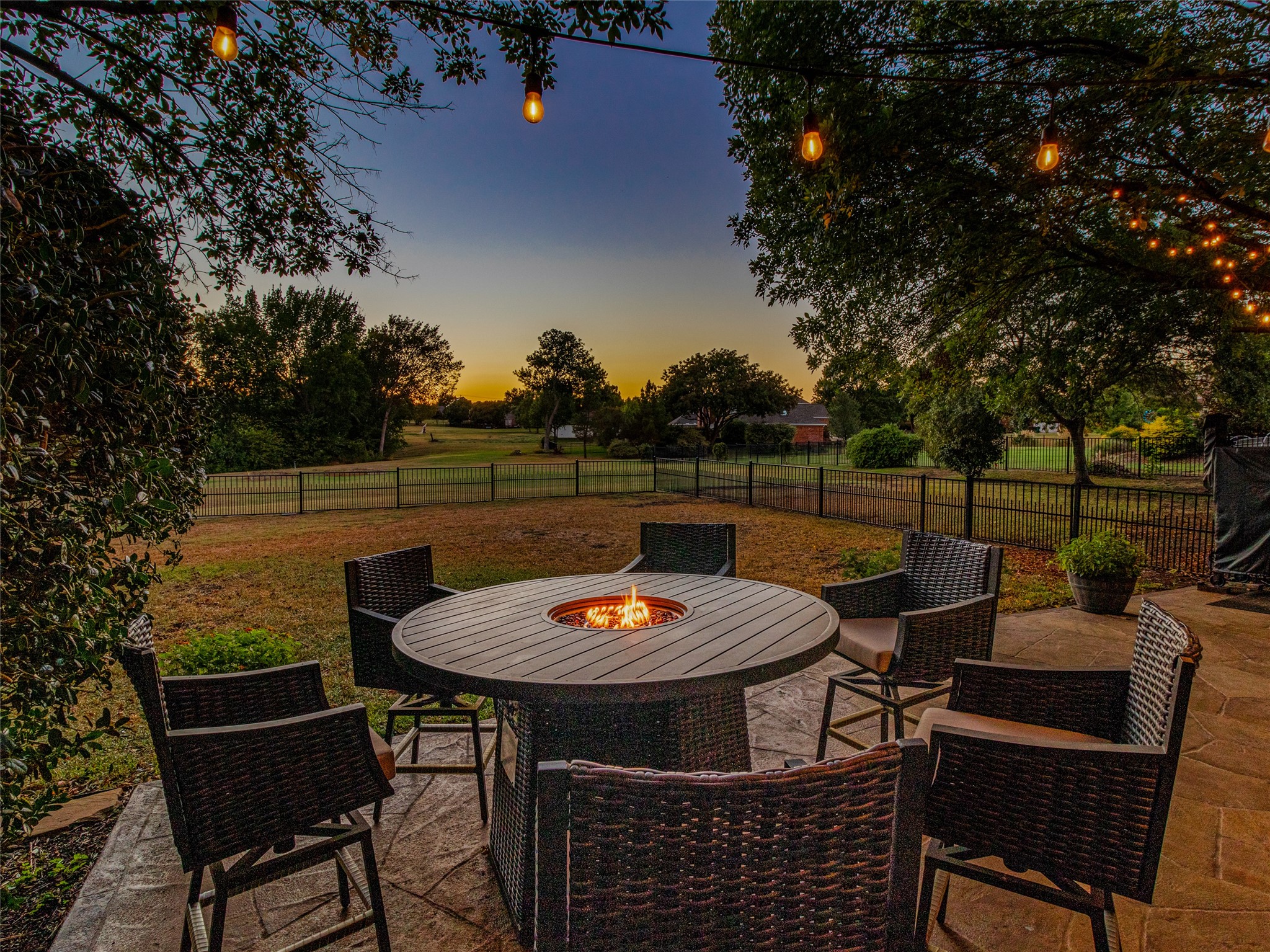 820 Windlake Circle Heath TX 75032