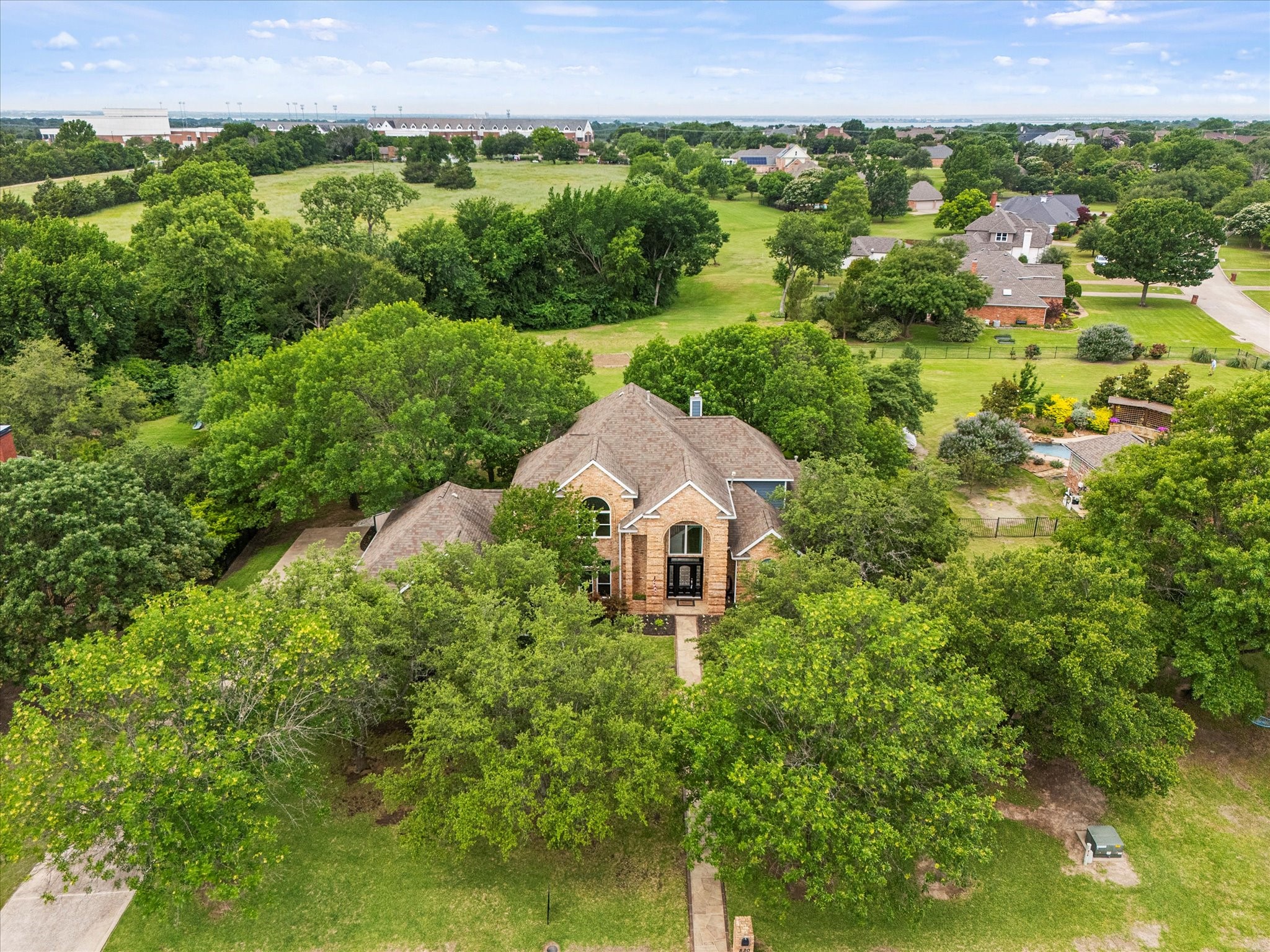 820 Windlake Circle Heath TX 75032