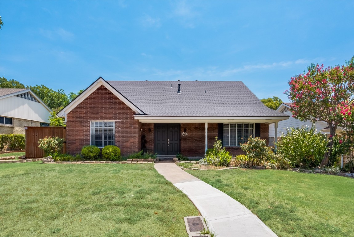 614 E Center Street Duncanville TX 75116