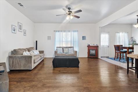 1106 Primrose Drive Sanger TX 76266