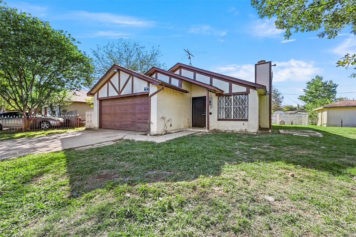 10802 Happy Hollow Lane Dallas TX 75217