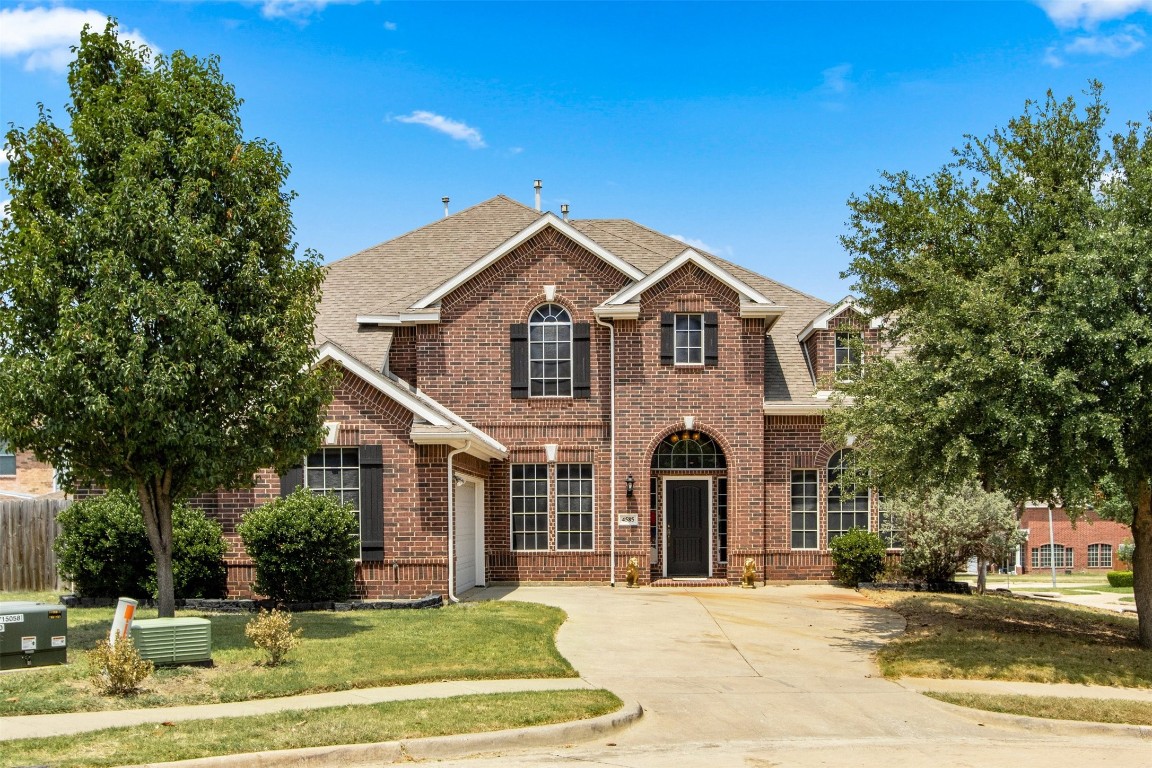 4585 Mountain Laurel Drive Grand Prairie TX 75052