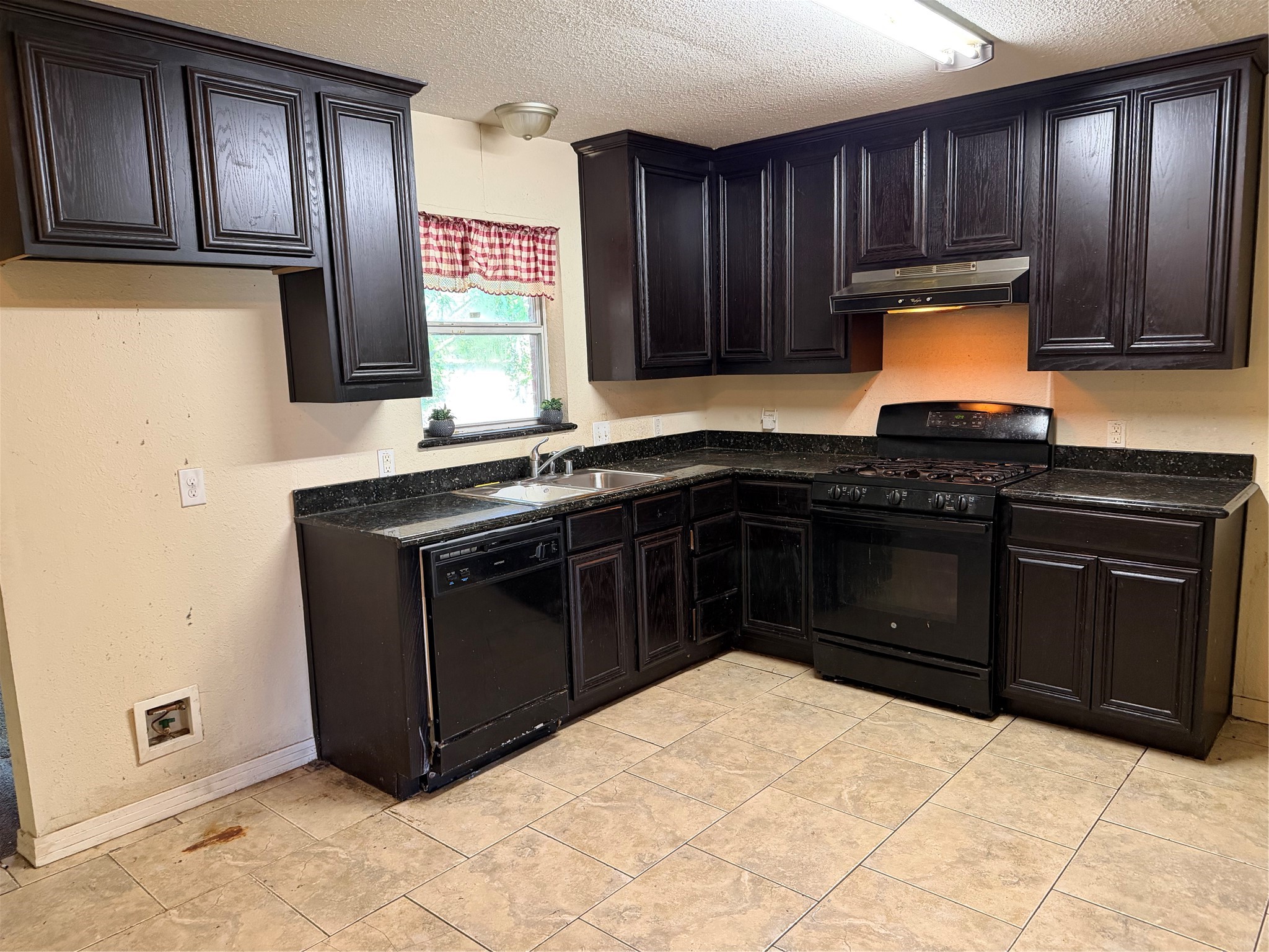 2104 Utica Drive Dallas TX 75227