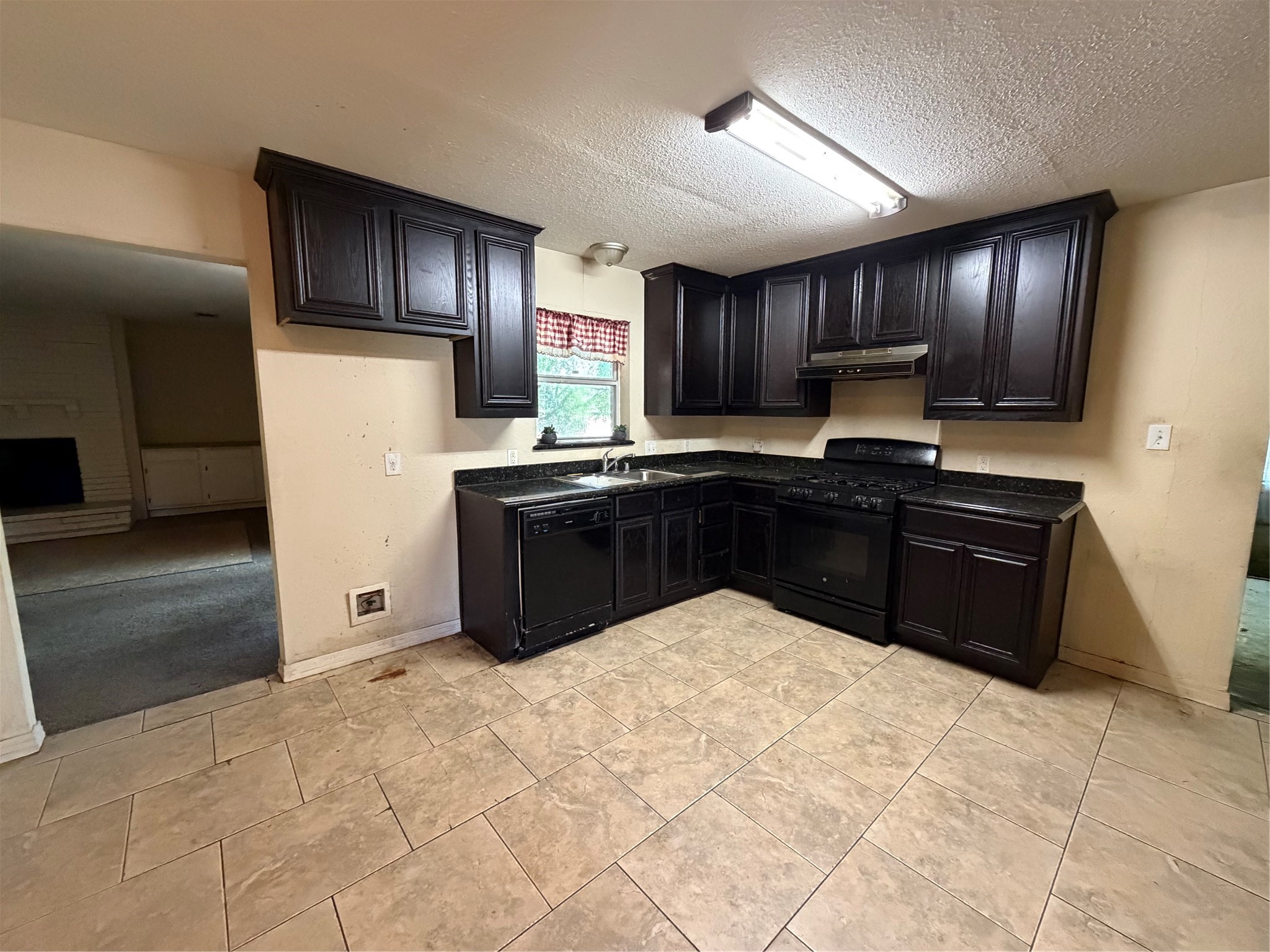 2104 Utica Drive Dallas TX 75227