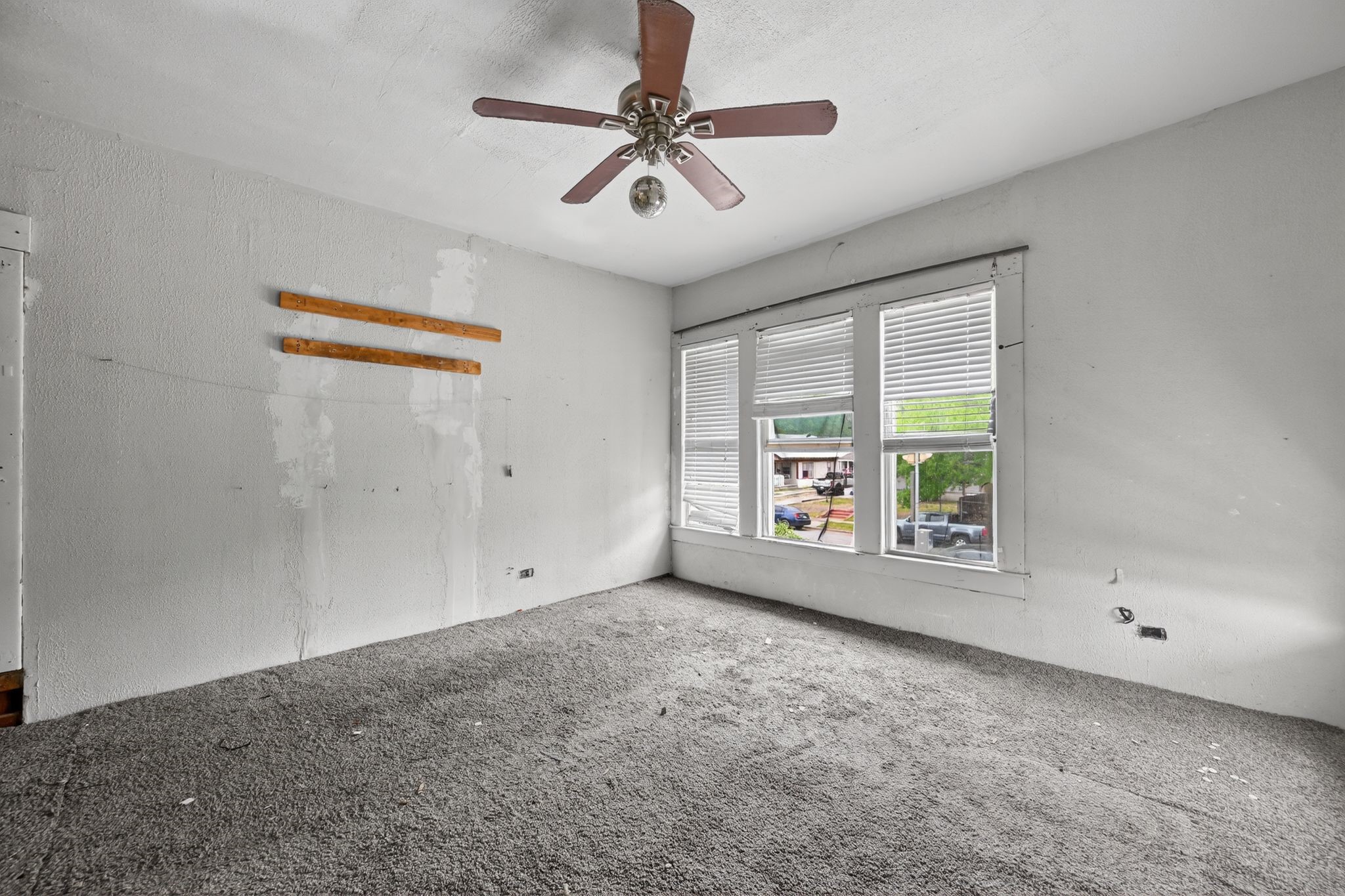 919 Wayne Street Dallas TX 75223