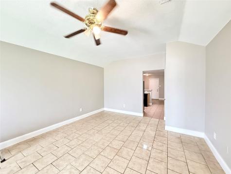 5200 Carol Avenue Fort Worth TX 76105
