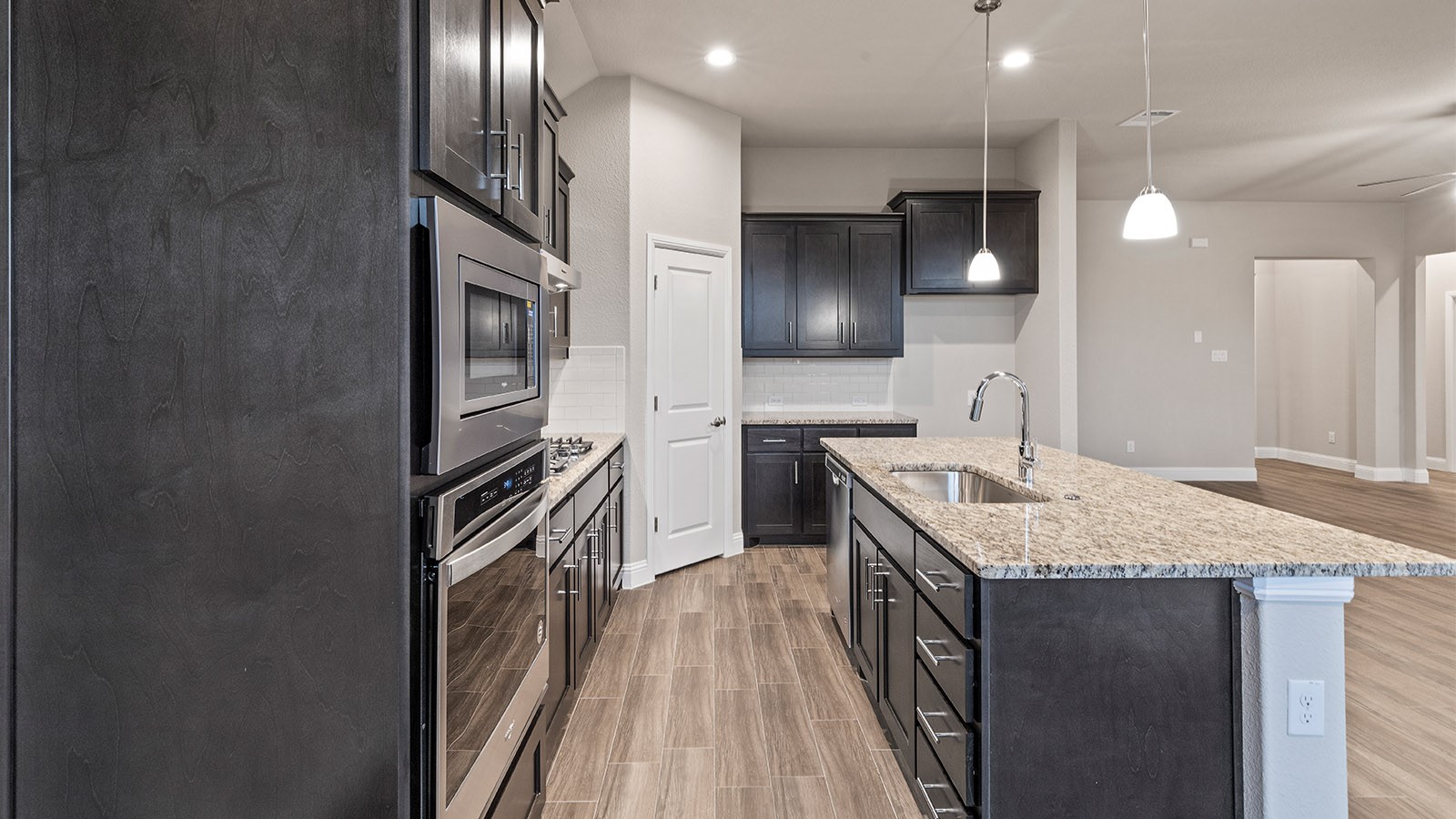 10357 Sarasota Street Grand Prairie TX 76065