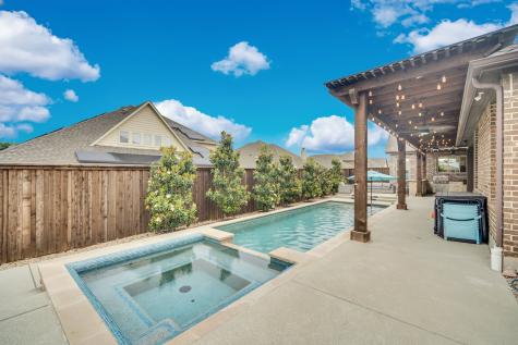 613 Autumn Run Drive Midlothian TX 76065