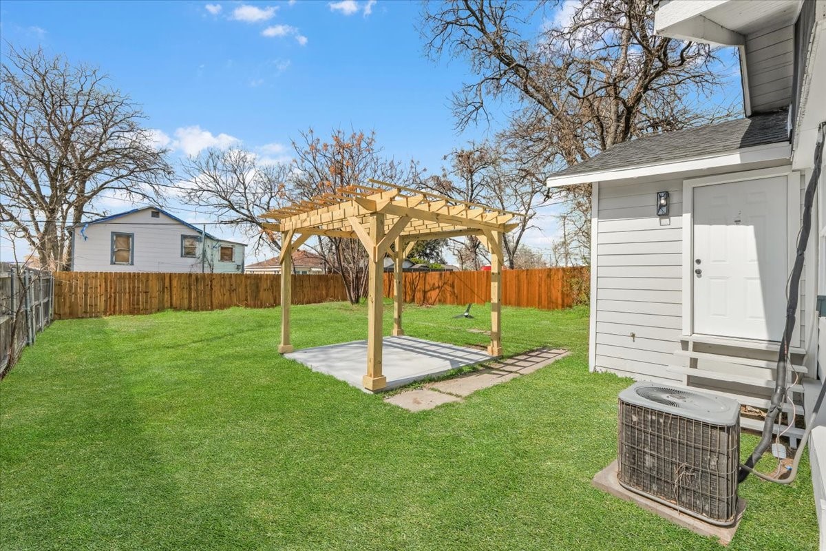 3024 James Avenue Fort Worth TX 76110