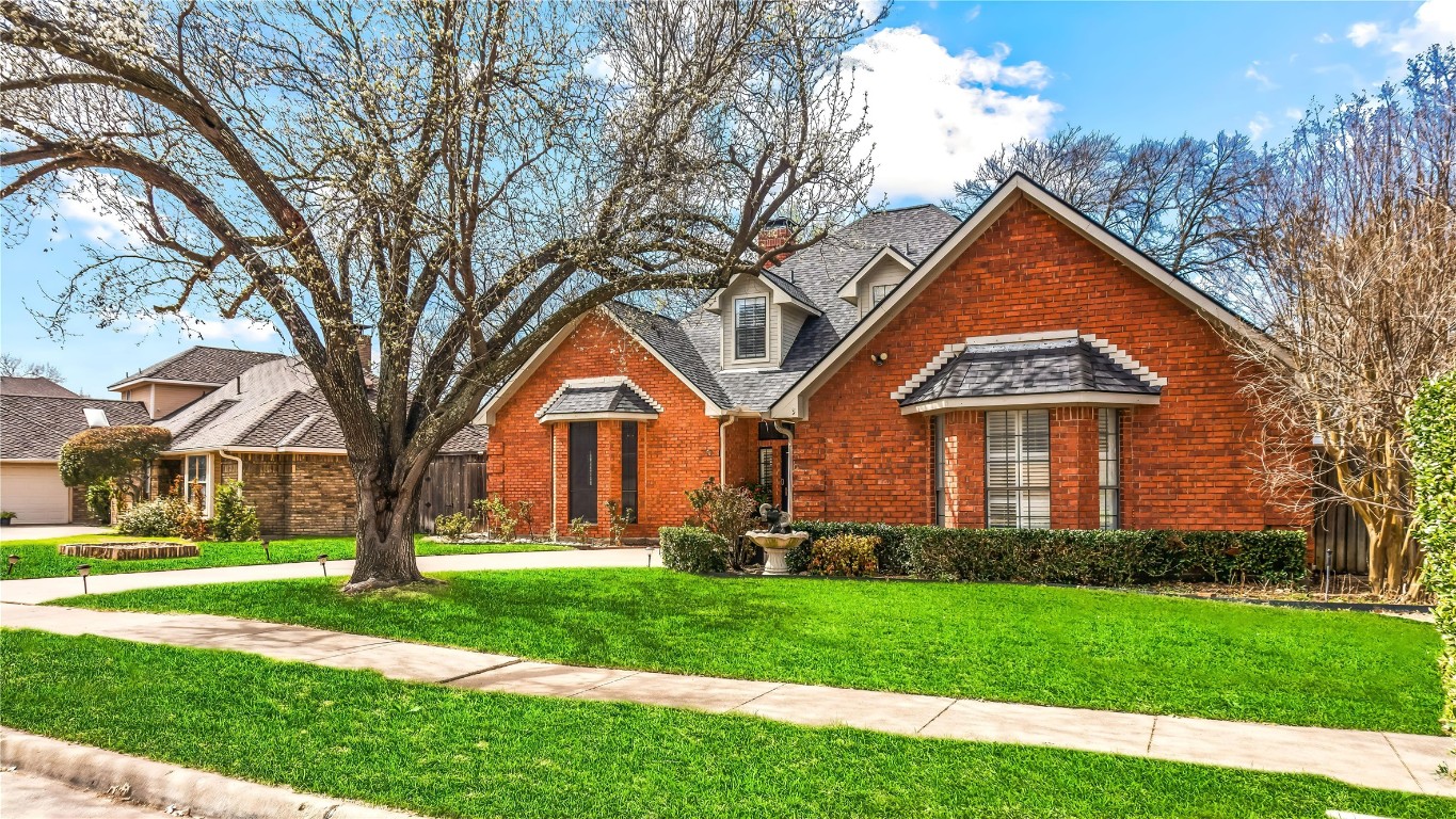 3717 Queenswood Lane Garland TX 75040