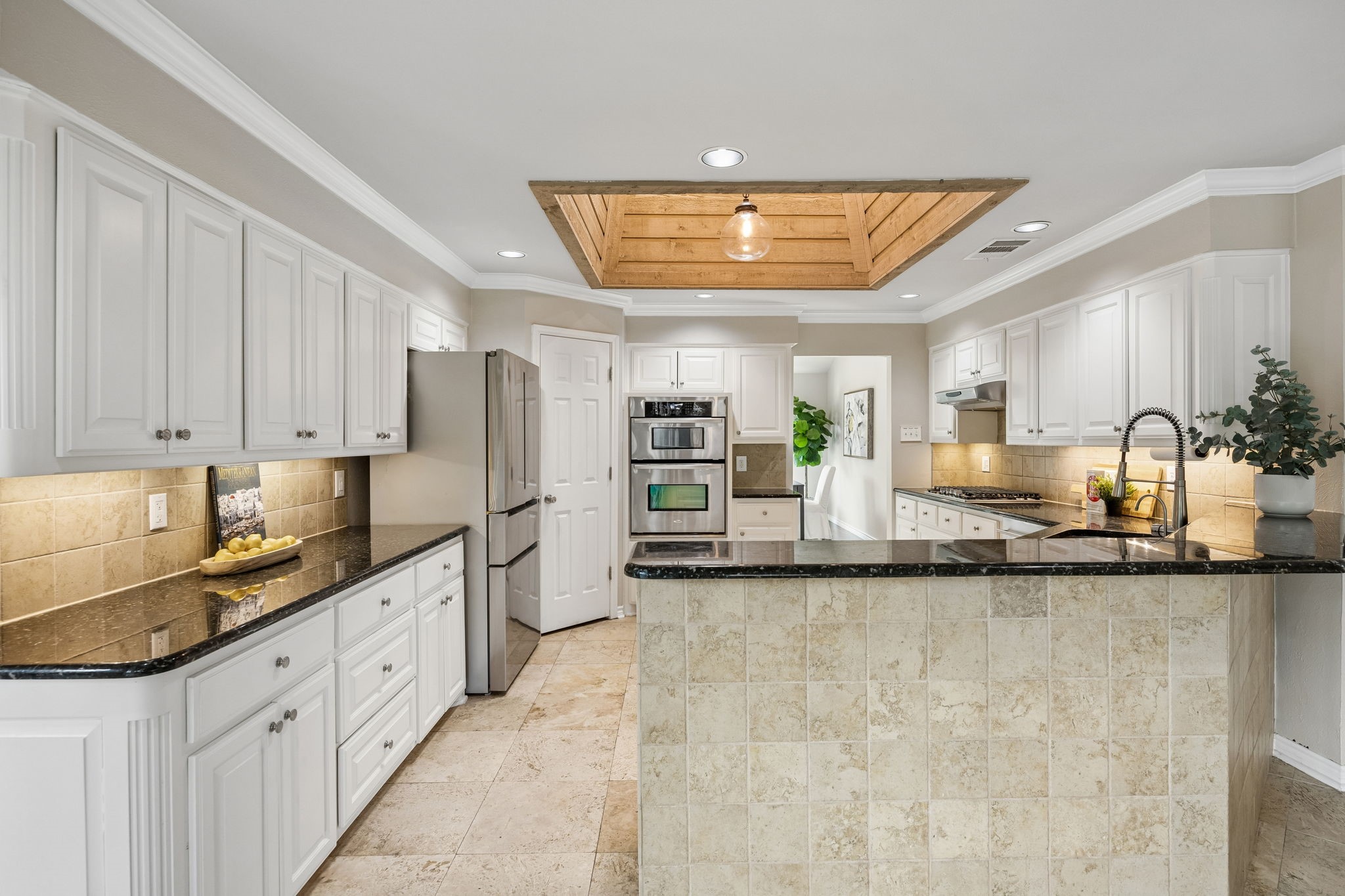 10811 Stone Canyon Place Dallas TX 75230