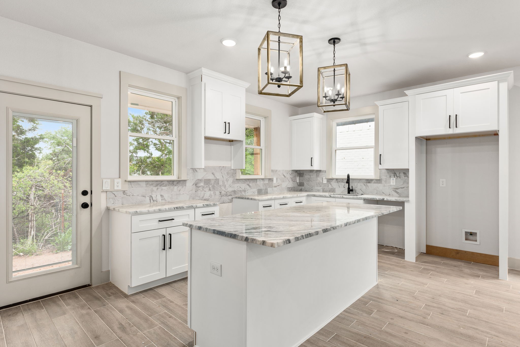 5703 Barkridge Drive Granbury TX 76048