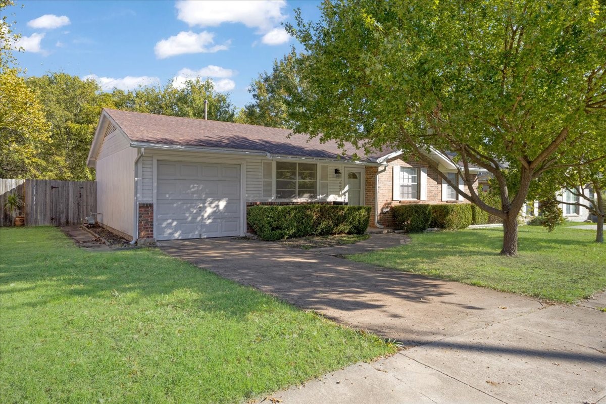 605 Patricia Drive Sherman TX 75090